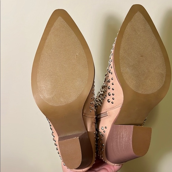 NWOT Line Dance Pink Studded Heeled Western Booties, Women’s 7 - Picture 9 of 9